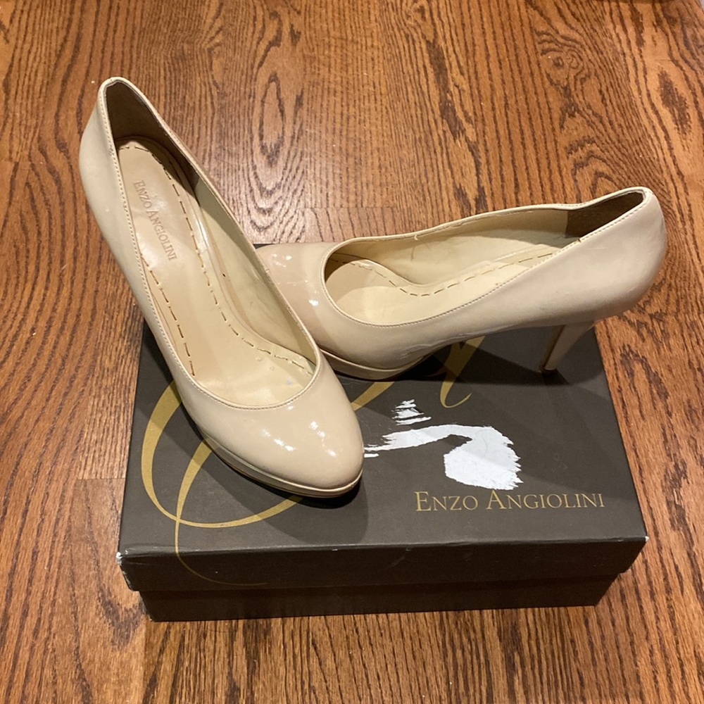 Enzo Angiolini Nude Heels